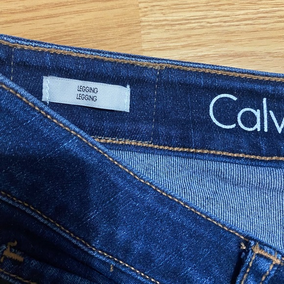 Calvin Klein jeans size 28 - Picture 5 of 7